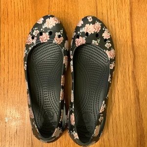 Crocs Kadee Floral W8 new without tags